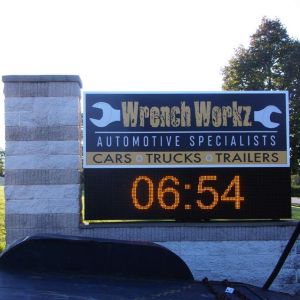 Electronic Message Center for Wrench Workz Automotive Specialists 