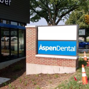 Aspen Dental Monument Sign