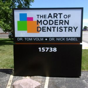 The Art of Modern Dentistry Monument Sign - New Berlin, WI